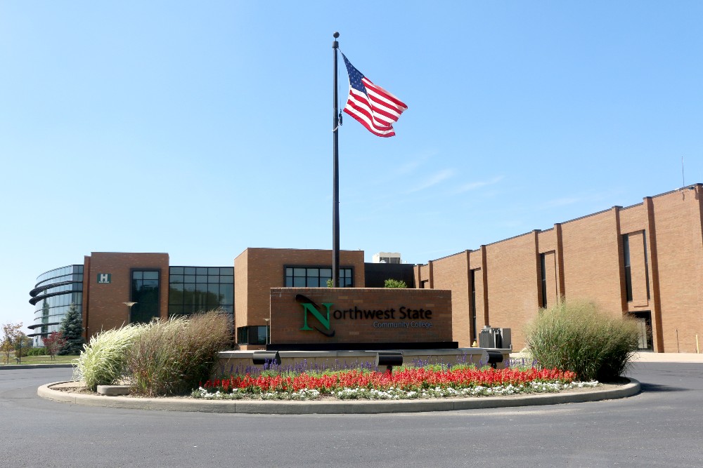 NSCC front of building
