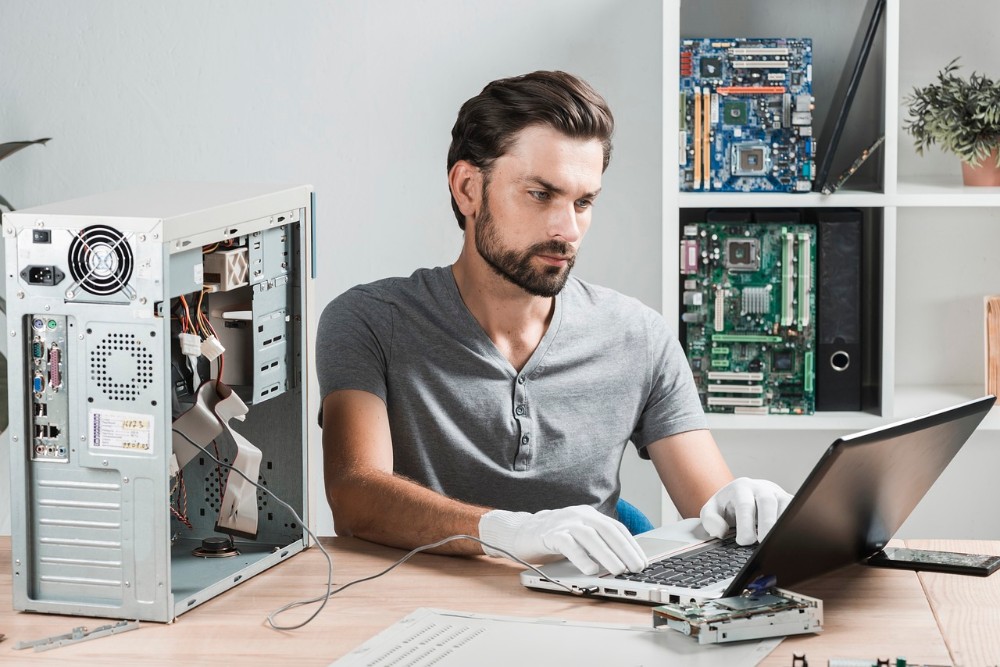 computer tech