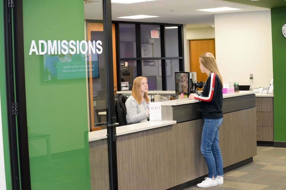 admissions-new-1000x667 admissions